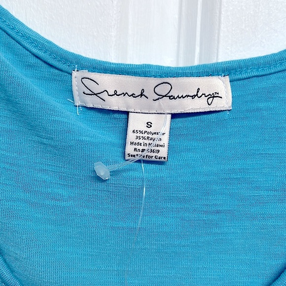 French Laundry Blue Ruffle Flutter Sleeve Top Size S NWT - Picture 4 of 7